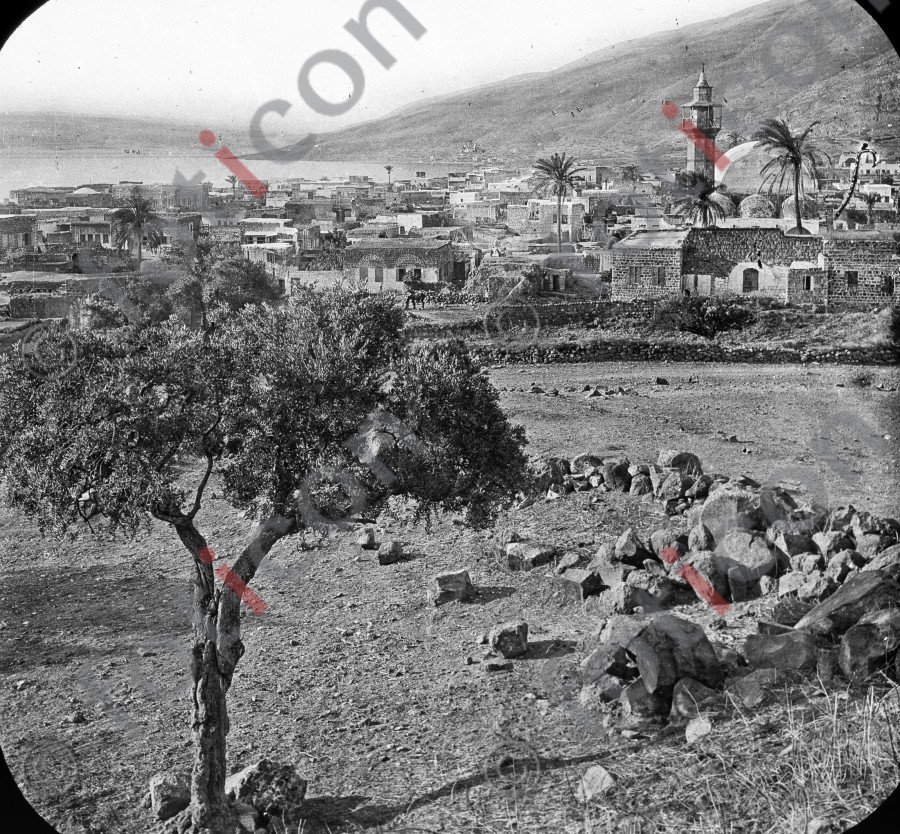 Tiberias | Tiberias  - Foto foticon-simon-149a-048-sw.jpg | foticon.de - Bilddatenbank für Motive aus Geschichte und Kultur